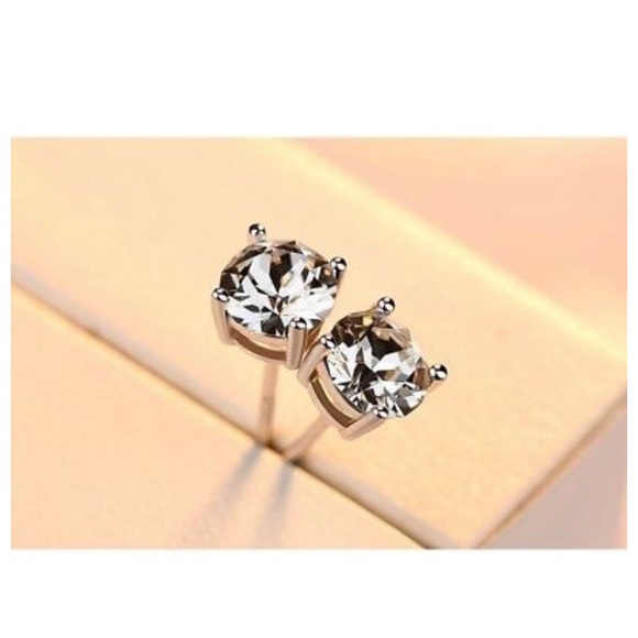 NEW CZ Stud Earrings Studs STERLING SILVER 925 5mm - Picture 6 of 6